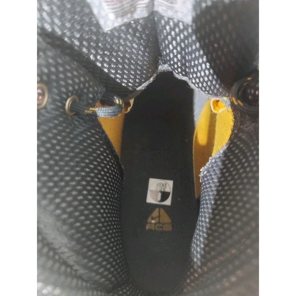 Nike Woodside 2 High ACG Brown‎ Gold Black Beige 525393-770 Snow Rain Boots Sz8